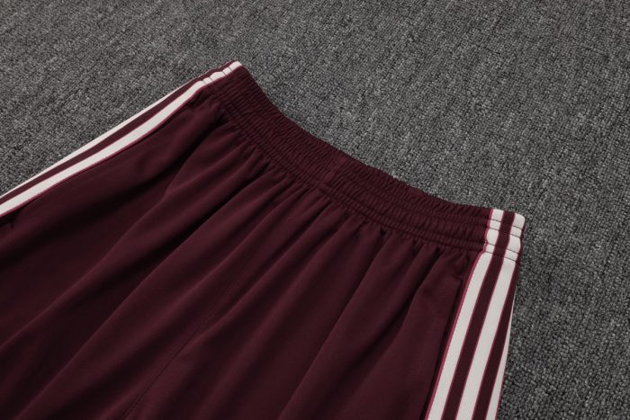 Bayern Munich Semi-Zip Jacket Dark Maroon Retro Edition - 图片 4