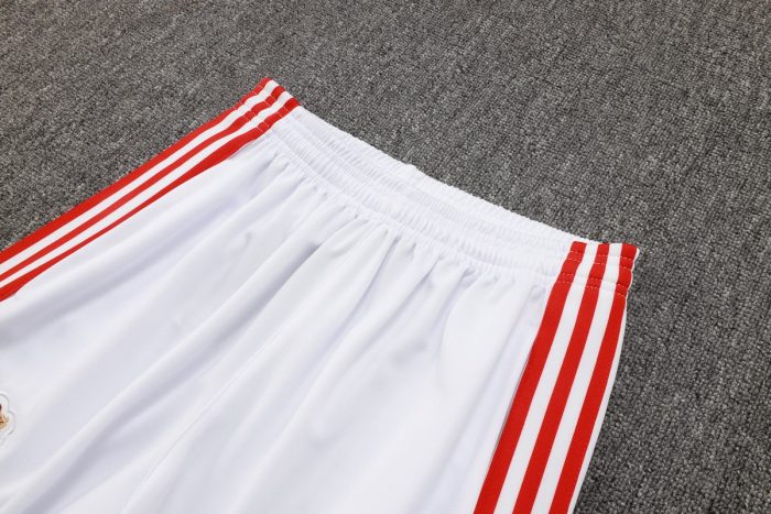 Bayern Munich 125th Anniversary White Long Zipper Jacket - 图片 4