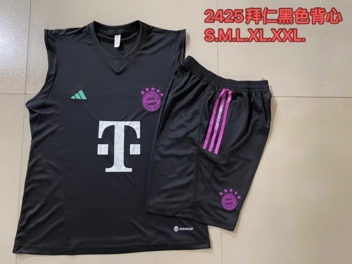 Bayern Munich 24/25 Black Vest (White Logo) - 图片 9