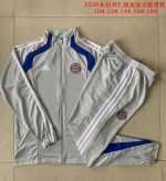 Bayern Munich Light Gray Retro Edition Children's Jacket - 图片 4