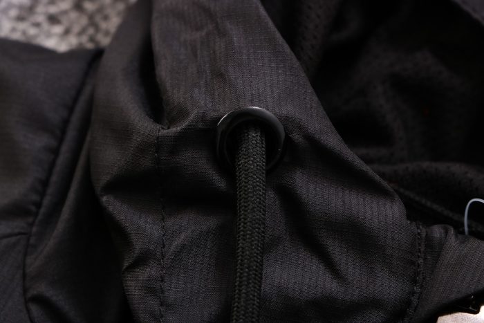 PSG 22-23 Black Windbreaker - 图片 7