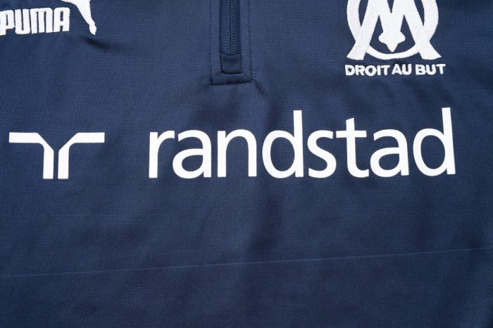 Olympique de Marseille 23-24 Half-Zip Jacket in Blue with White and Blue Shoulder - 图片 5