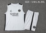 Paris PSG 23-24 Jordan Light Gray Vest - 图片 3