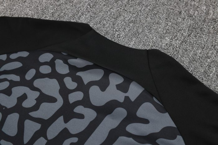 PSG 23-24 Half-Zip Black Grey (Ink Splatter) - 图片 3