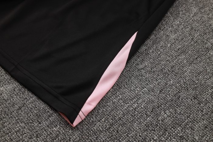 Jordan Paris 24/25 Black Short Sleeve (Pink Shoulder) - 图片 3