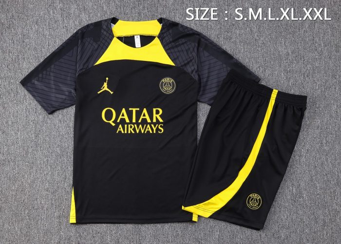 PSG 23/24 Jordan Black Short Sleeve Training Suit with 5-Panel Shorts - 图片 2