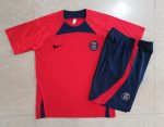 Nike Paris Saint-Germain 22-23 Red Short Sleeve Training Set with 5-Inch Shorts - 图片 4