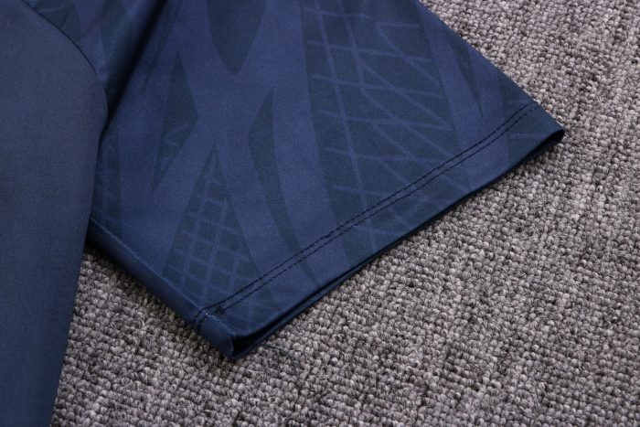 Nike Paris Saint-Germain 22/23 Blue Short Sleeve Training Set with 5-Inch Shorts - 图片 6