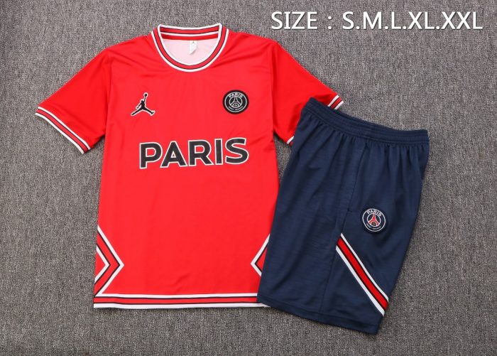 PSG 22-23 Jordan Red Short Sleeve Training Set with 5-Inch Shorts - 图片 6