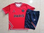 PSG 22-23 Jordan Red Short Sleeve Training Set with 5-Inch Shorts - 图片 9