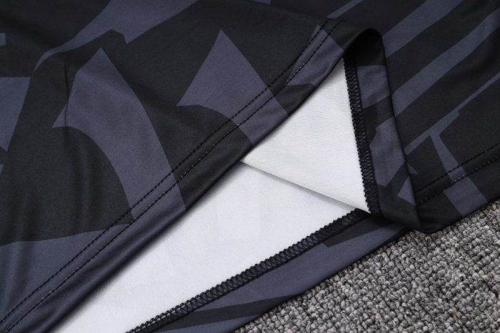 PSG 22/23 Jordan Dark Grey Splatter Short Sleeve Training Set with Pants - 图片 4