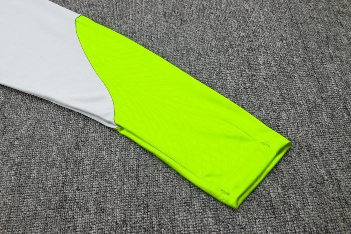 PSG 23-24 Half-Zip Jacket Light Gray with Fluorescent Green Sleeves - 图片 4