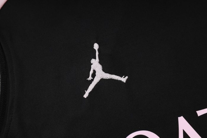 Jordan Paris 24/25 Vest Black with Pink Shoulders - 图片 4
