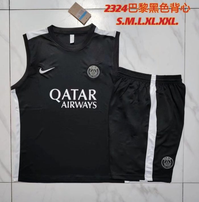 Paris Saint-Germain 23-24 Black Vest with White Shoulders - 图片 9