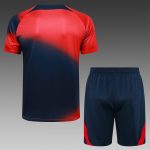 Paris Saint-Germain 23/24 Short Sleeve Training Set in Red/Blue Splatter with 5-Inch Shorts - 图片 6