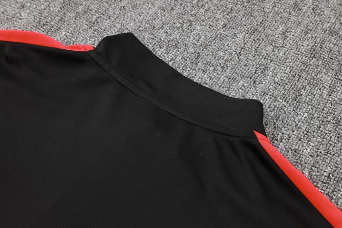 PSG 23-24 Half-Zip Jacket Black with Red Shoulder - 图片 3
