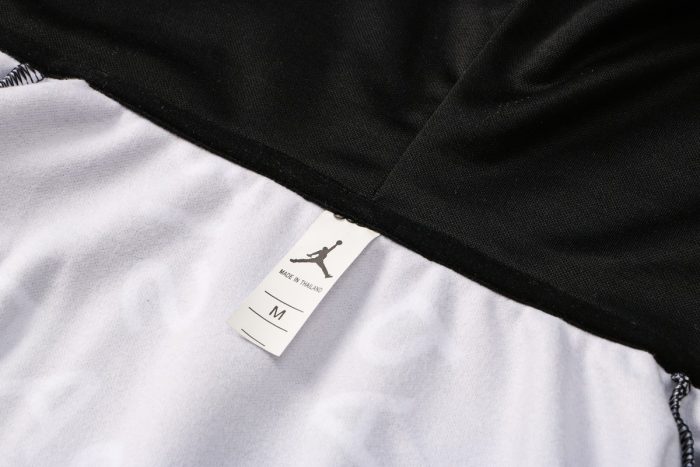 PSG 21/22 Long Zip Jacket Black with White Full Body Ads - 图片 8