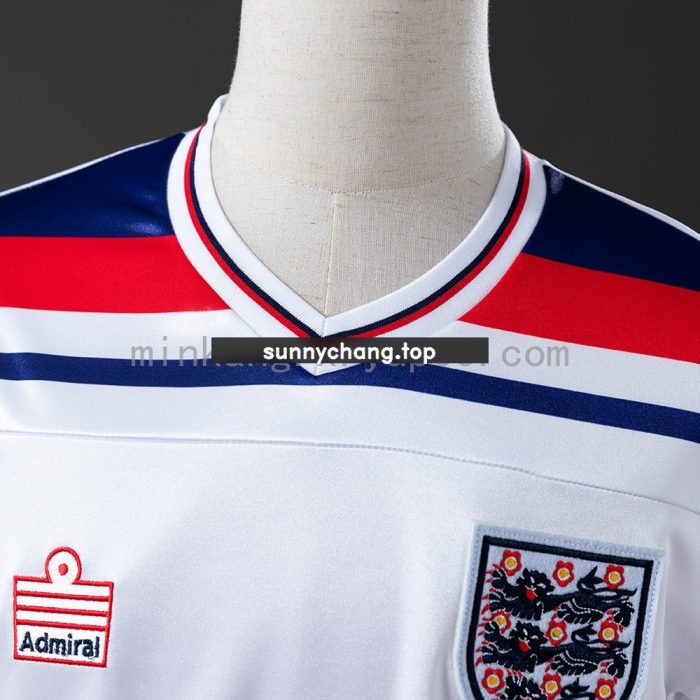 1982 England Home Retro Shirt - 图片 5