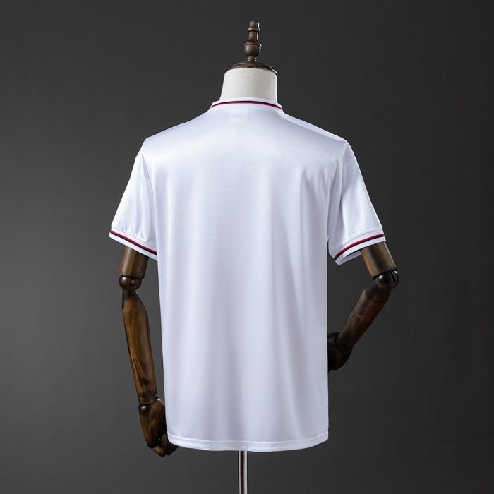 1982 England Home Retro Shirt - 图片 6