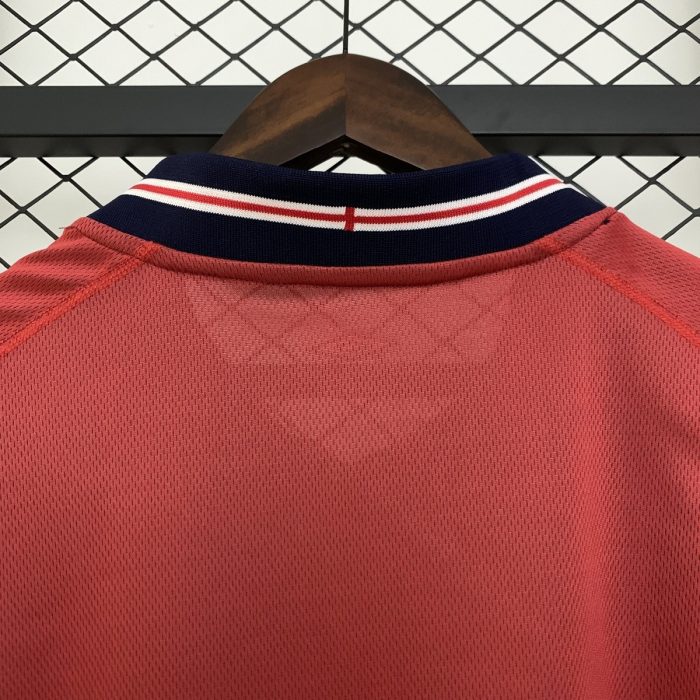 England 2002 Away Retro Shirt - 图片 2