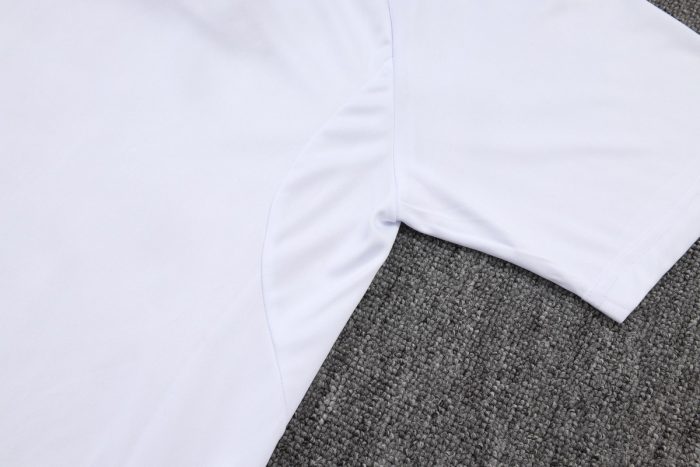 Germany 2025/26 White Polo (Four-Star Badge) - 图片 3
