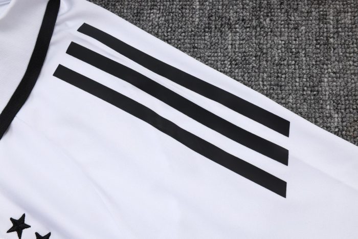 Germany 2025/26 White Polo (Four-Star Badge) - 图片 5