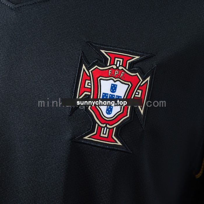 Portugal 2006 Away Retro Jersey - 图片 5