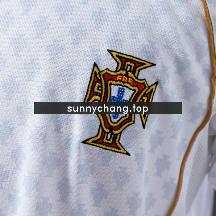 Portugal 2004 Away Retro Jersey - 图片 4