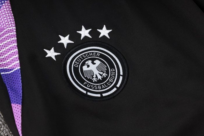 Germany 24-25 Purple Short Sleeve Training Set with 3/4 Pants - 图片 4