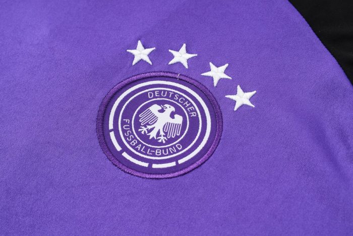 Germany 24-25 Purple Short Sleeve Training Set with 3/4 Pants - 图片 7