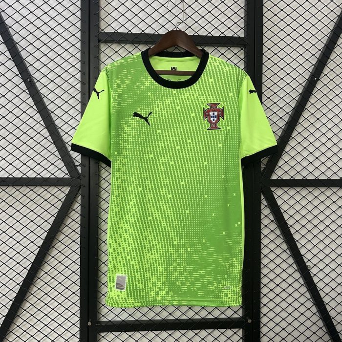2025 Portugal Goalkeeper Jersey Green - 图片 4