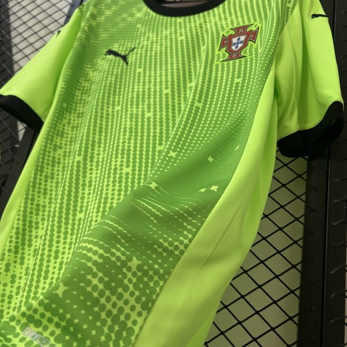 2025 Portugal Goalkeeper Jersey Green - 图片 7