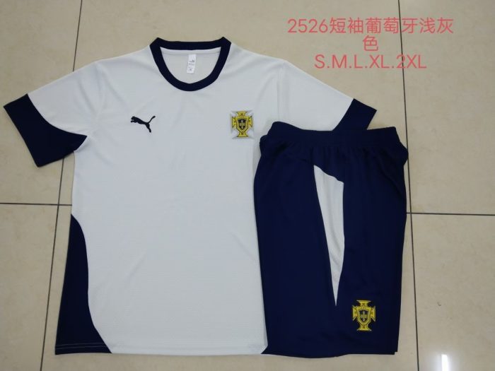 Portugal 24-25 Short Sleeve Training T-Shirt in Off-White - 图片 9