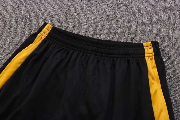 Portugal 22-23 Black Short Sleeve Training Suit with 5-Panel Shorts - 图片 4
