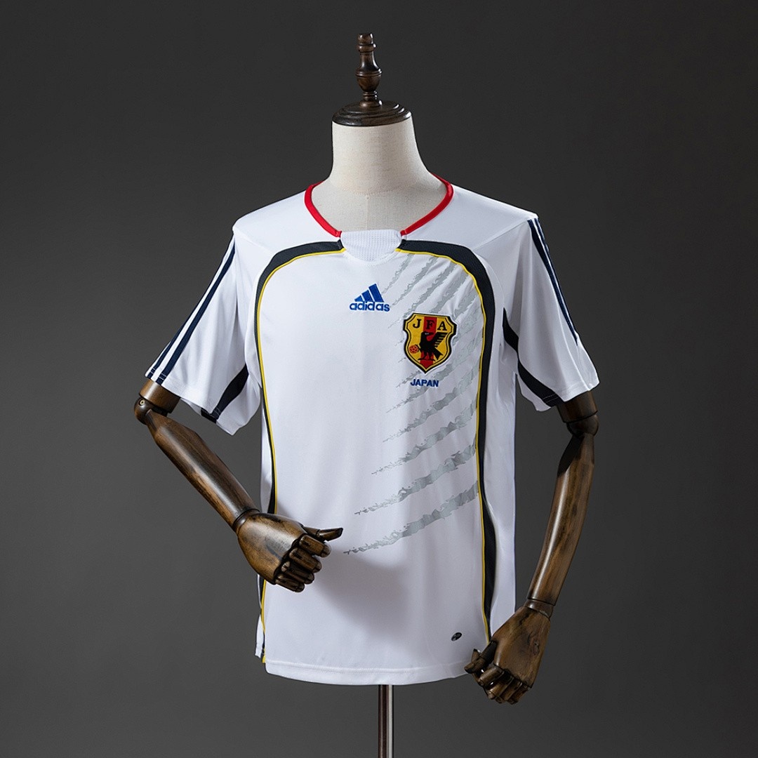 Japan 2006 Away Retro Jersey