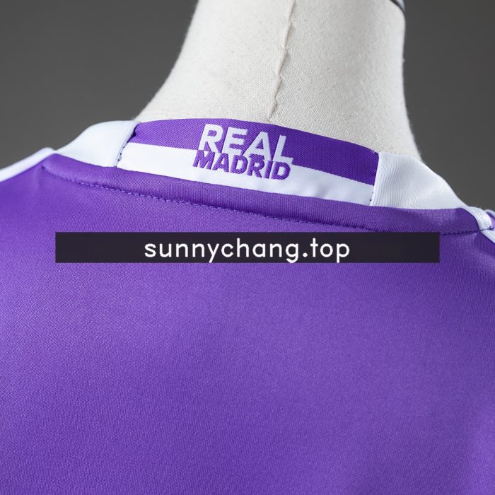 Real Madrid 16/17 Away Retro Long Sleeve Kids Kit Jersey - 图片 3