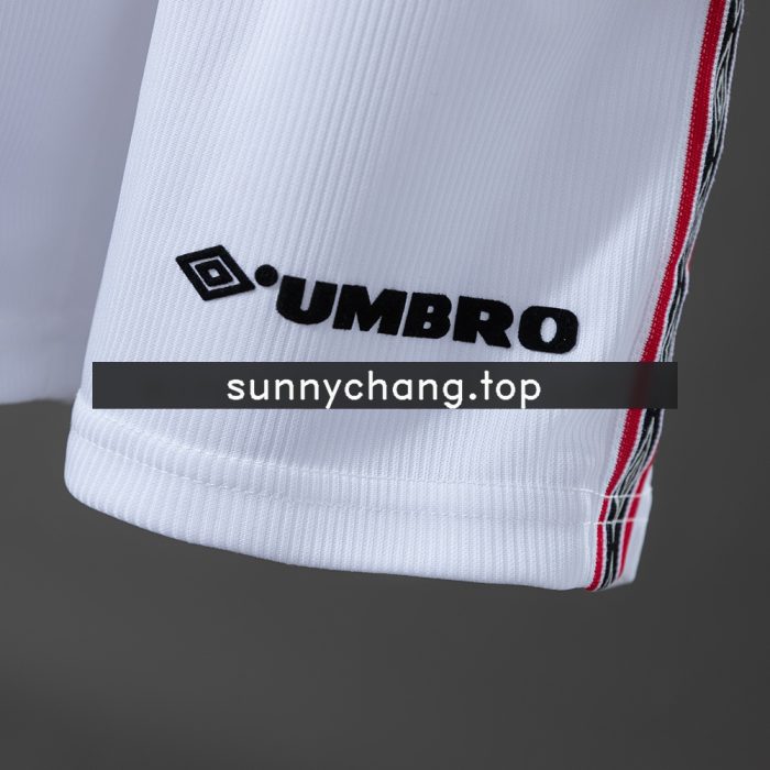 M-U 98/99 Home Retro Long Sleeve Kids Kit Jersey - 图片 3