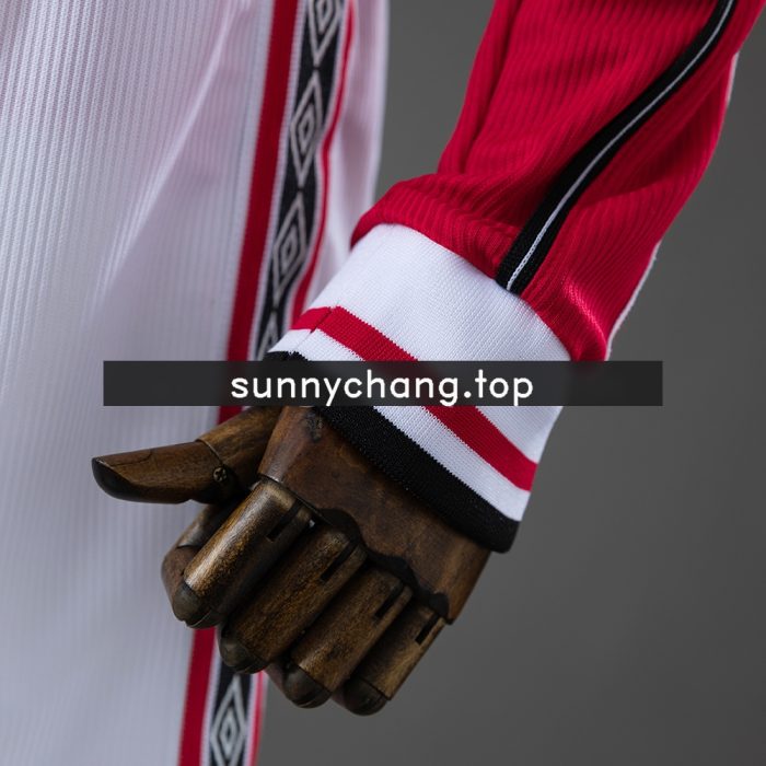 M-U 98/99 Home Retro Long Sleeve Kids Kit Jersey - 图片 5