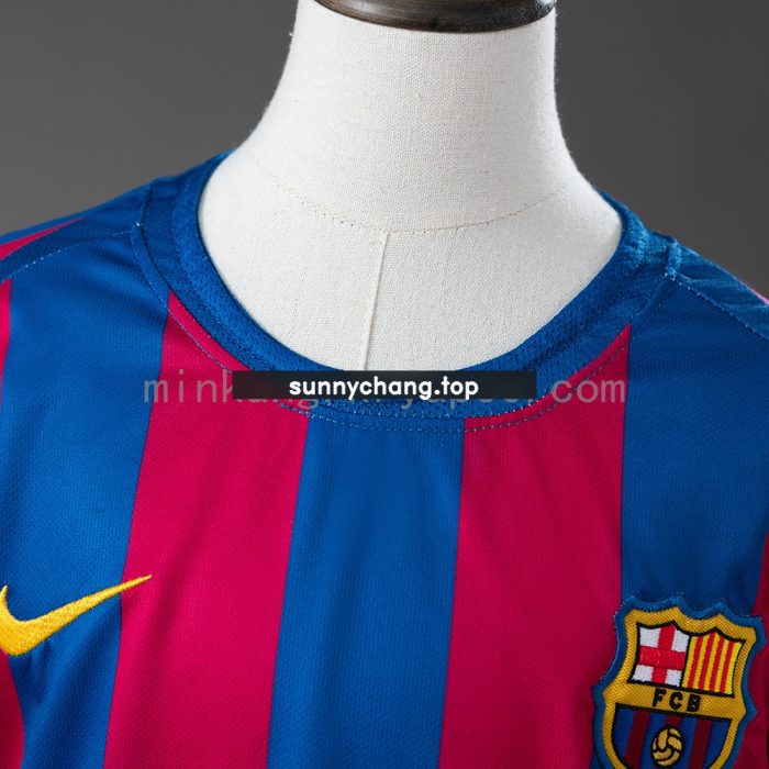 Barcelona 05/06 Home Retro Long Sleeve Kids Kit Jersey - 图片 8