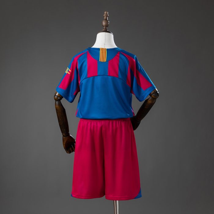 Barcelona 05/06 Home Retro Kids Kit Jersey - 图片 2