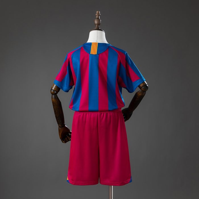 Barcelona 05/06 Home Retro Kids Kit Jersey - 图片 2