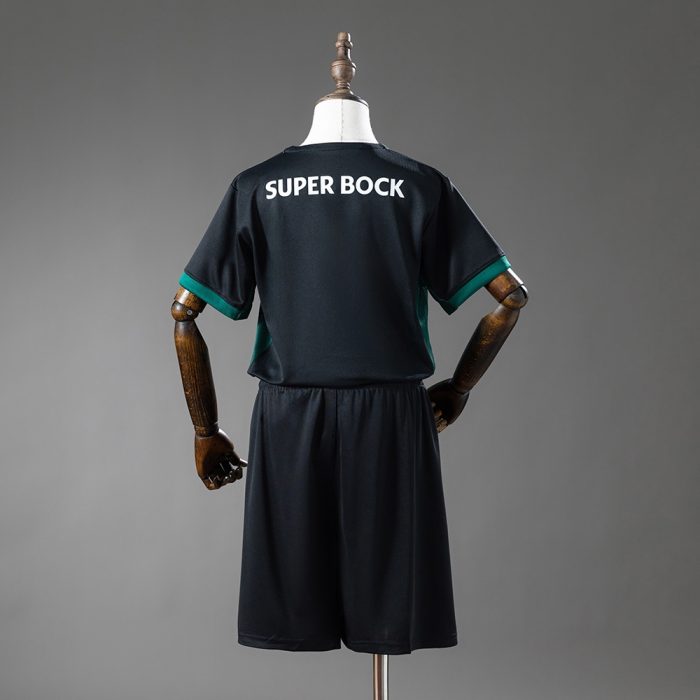 Sporting CP 25/26 Christmas Special Edition Kids Kit Jersey - 图片 2