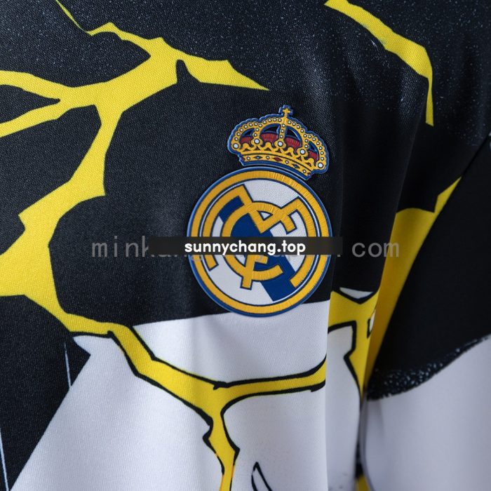 Real Madrid 25/26 Avengers Pre-Match Black and White Kids Kit - 图片 7