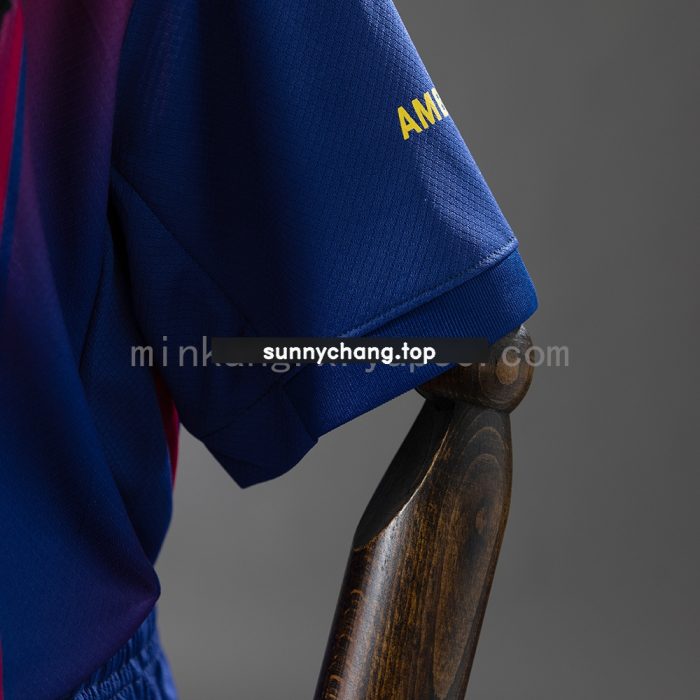 Barcelona 25/26 Collaboration x DPLAY Kids Kit Jersey - 图片 4