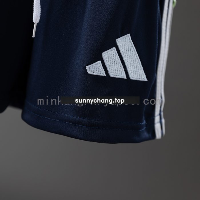 Real Madrid Away Kids Kit Jersey - 图片 2