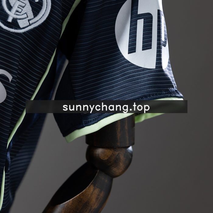 Real Madrid Away Kids Kit Jersey - 图片 4
