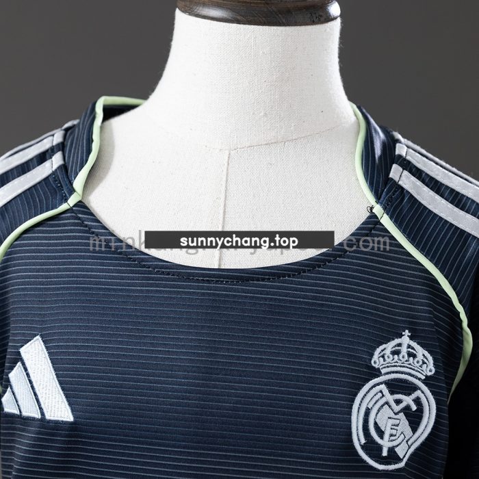 Real Madrid Away Kids Kit Jersey - 图片 8