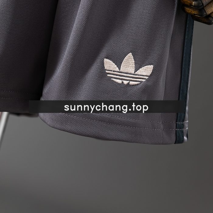 Real Madrid 24/25 Third Away Kids Kit - 图片 2