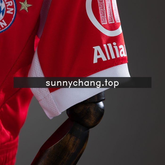 Bayern Munich Home Kids Jersey 25/26 - 图片 4