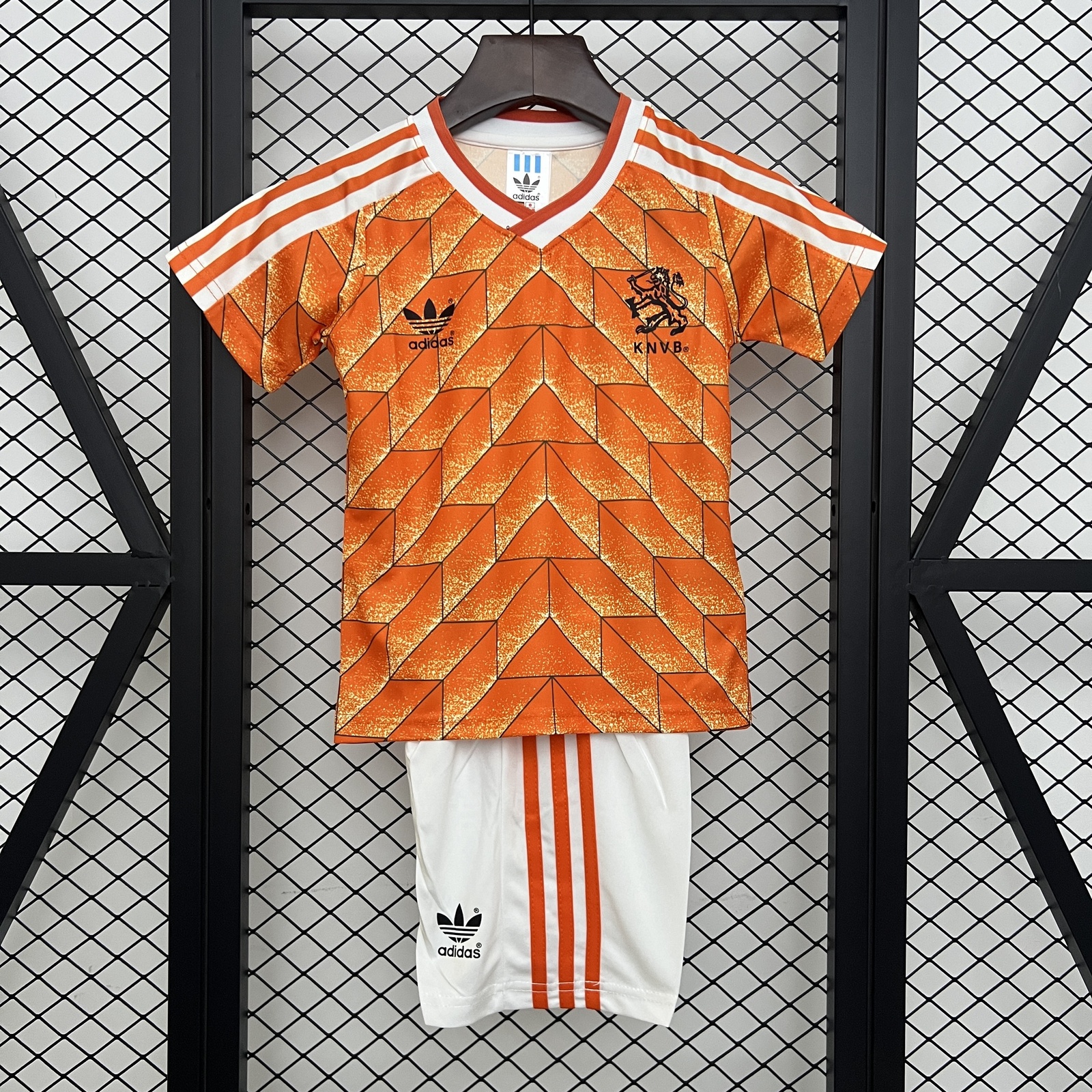 JER-10630_1 Kids Netherlands 1988 Home - 图片 1